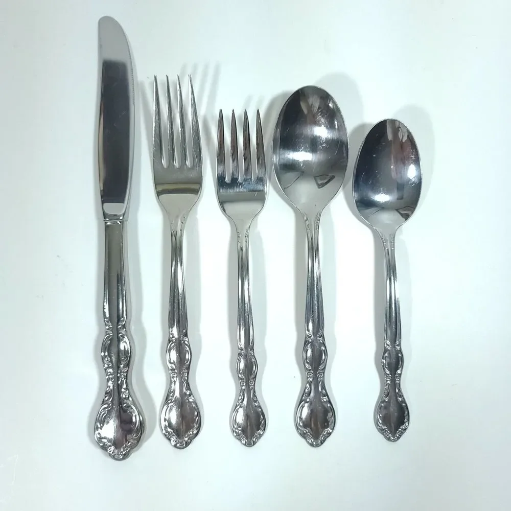WM. Rogers & Son Royal Manor Single Place Setting Stainless Flatware Set 5 Piece